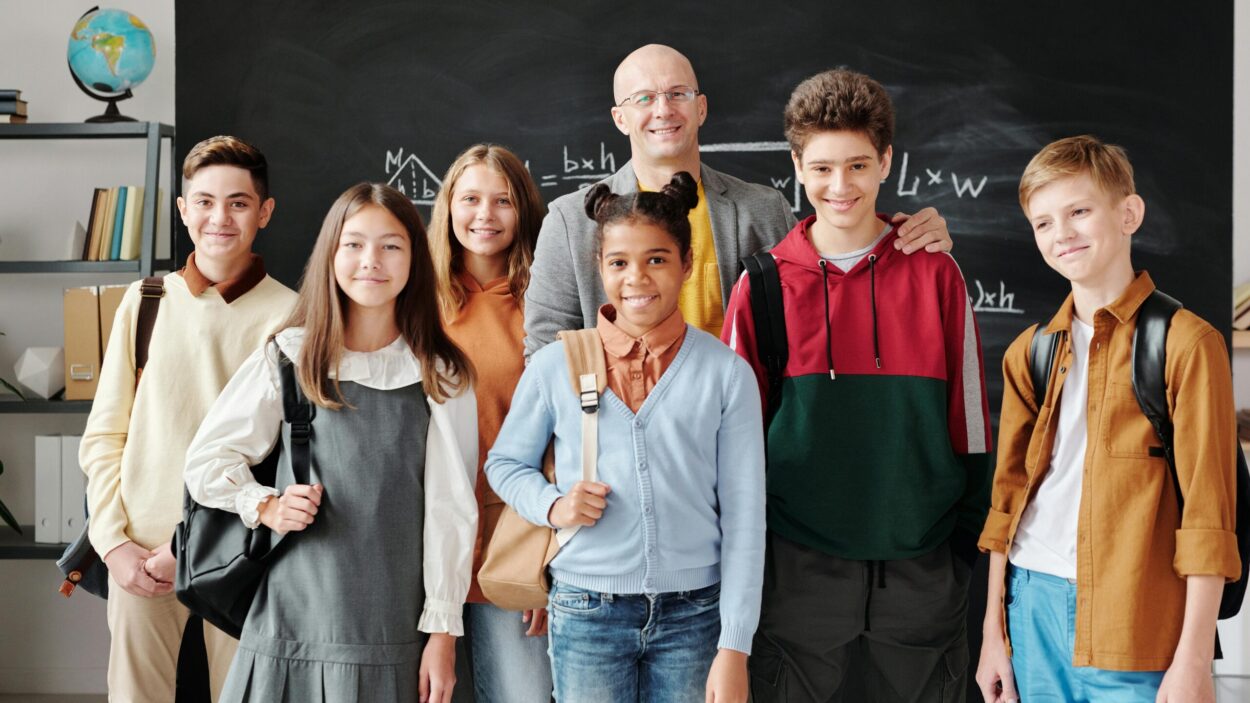 The Life-Changing Impact of Volunteer Mentors on At-Risk Youth